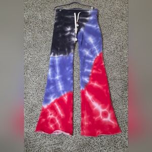 WildFox - Tie Dye Sweat Pants Boot Cut - Size S ( EXCELLENT CONDITION)
